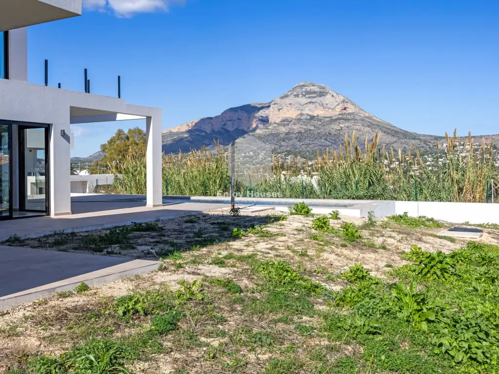Casa o xalet en venda a Partides comunes - Adsubia