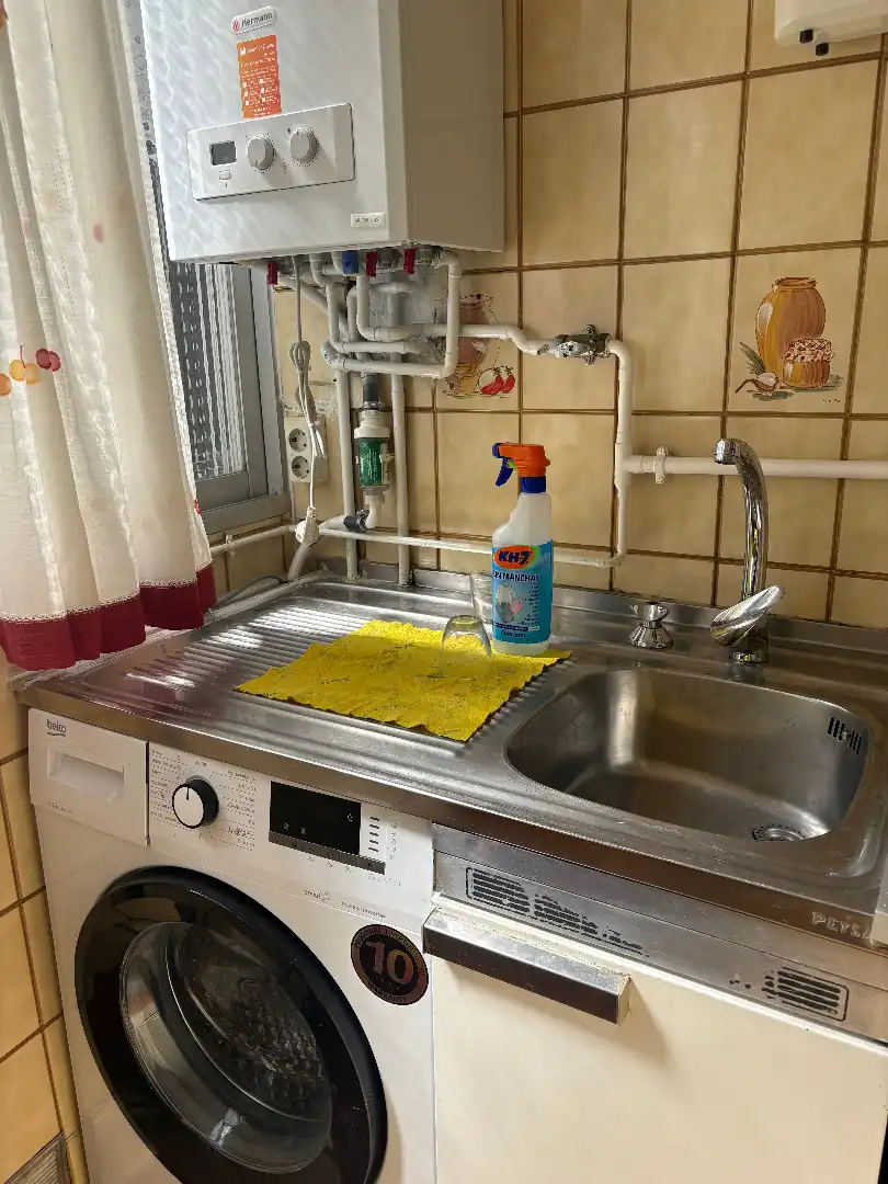 Cuina de Pis en venda en Madrid amb Aire condicionat, Calefacció i Terrassa