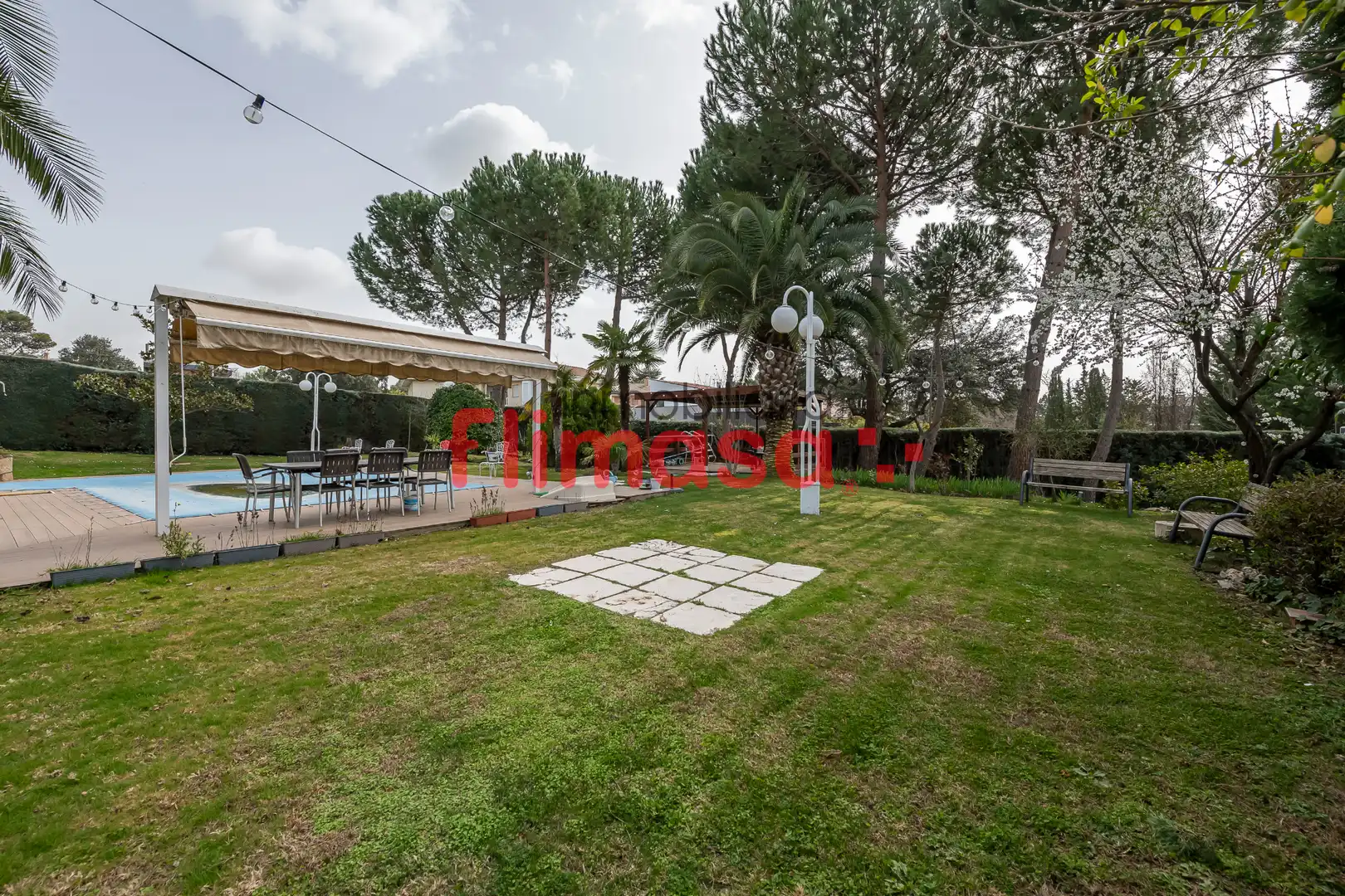 Jardí de Casa o xalet en venda en Villaviciosa de Odón amb Aire condicionat, Calefacció i Jardí privat