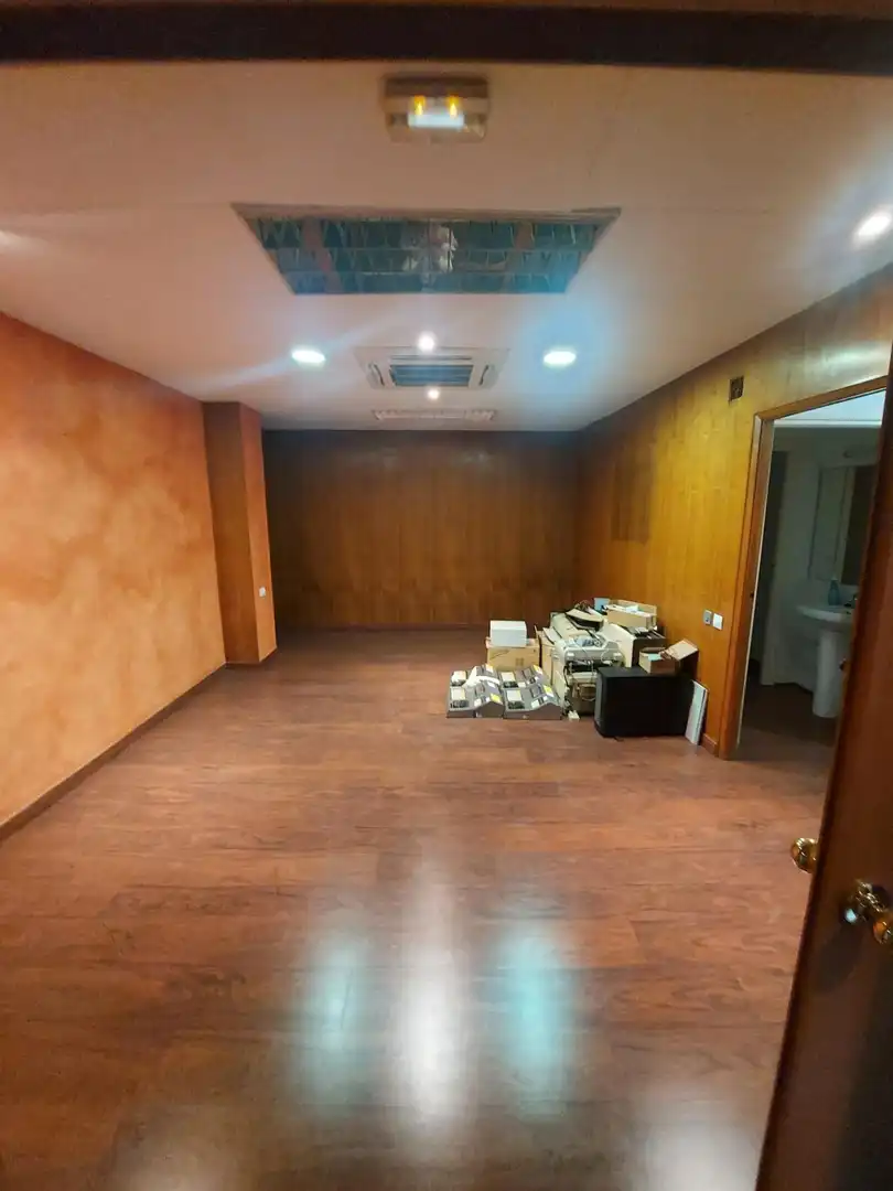 Office for sale in Murcia  with Air Conditioner and Heating