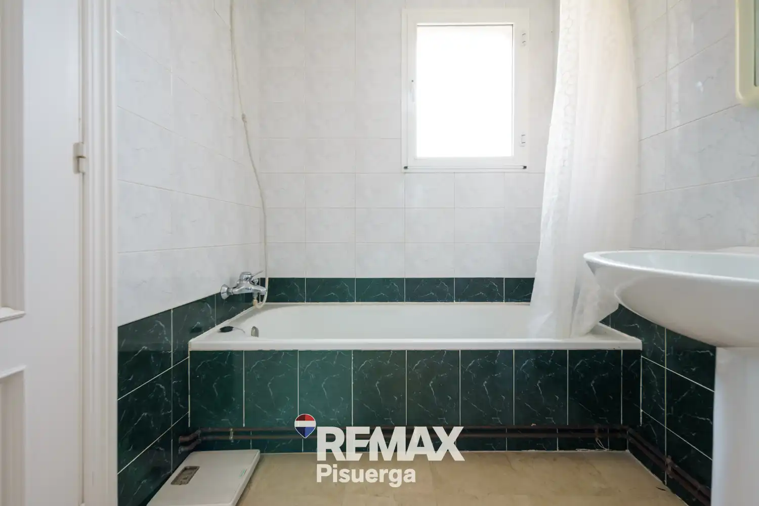 Baño de Casa o chalet en venta en Simancas con Calefacción, Terraza y Trastero