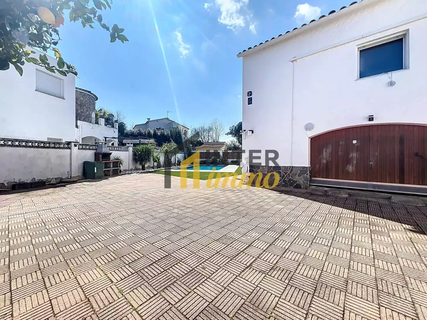 Vista exterior de Casa o chalet en venta en Empuriabrava con Aire acondicionado