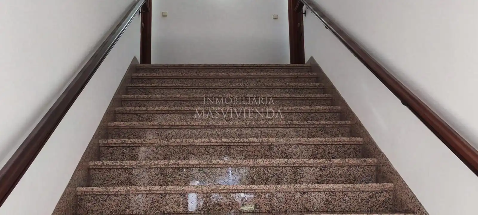 Detached homes for sale in Arrufana (Da)-Louredo, Mos