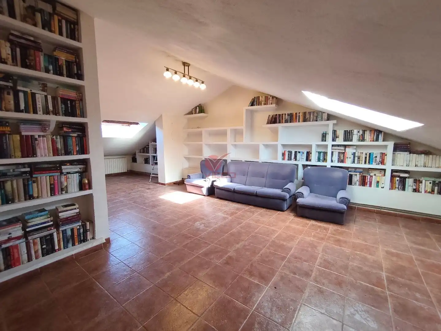 Sala d'estar de Casa o xalet en venda en Cuenca amb Calefacció