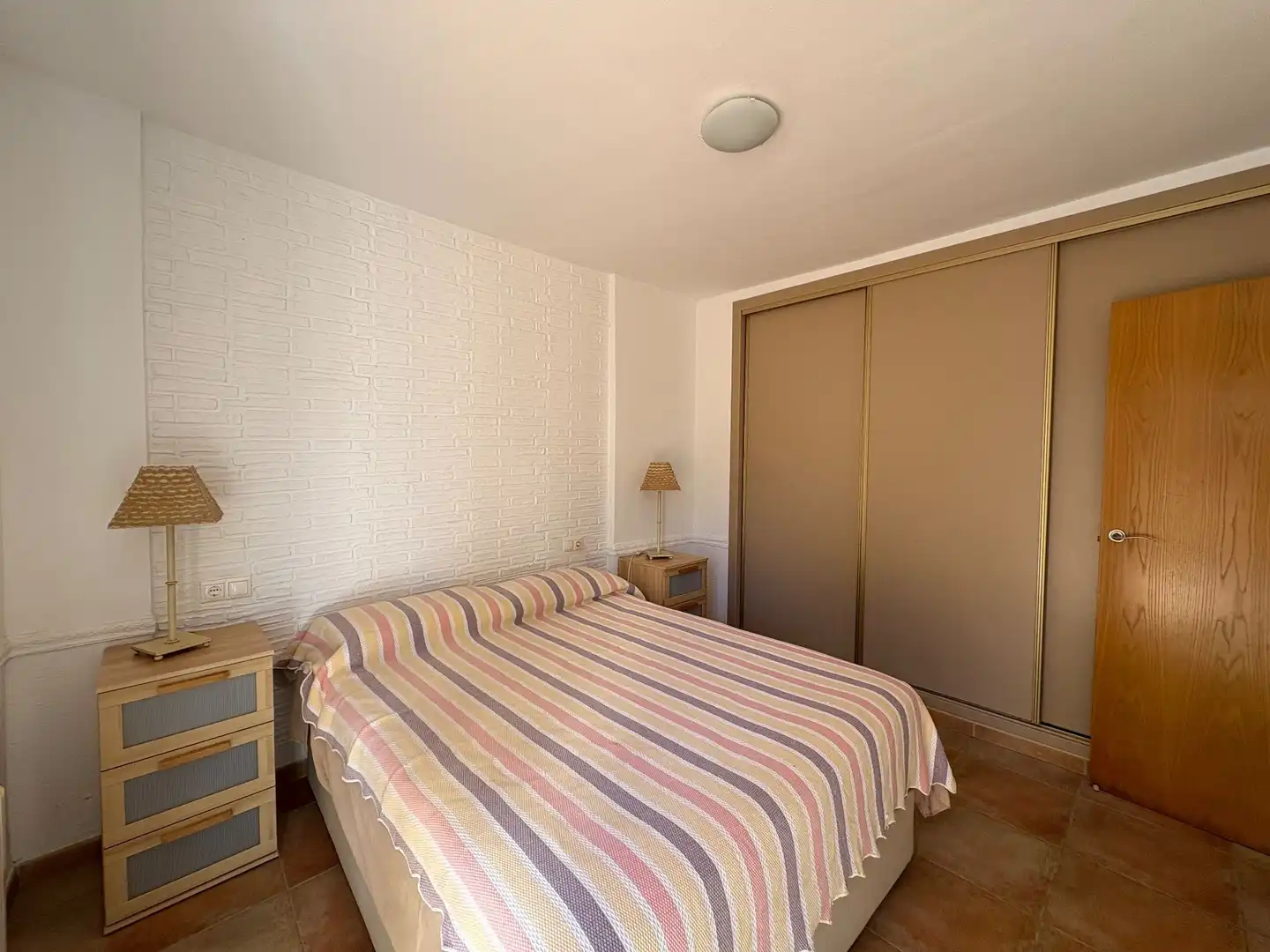Apartamento con piscina en venta en Puerto Deportivo, imagen 16