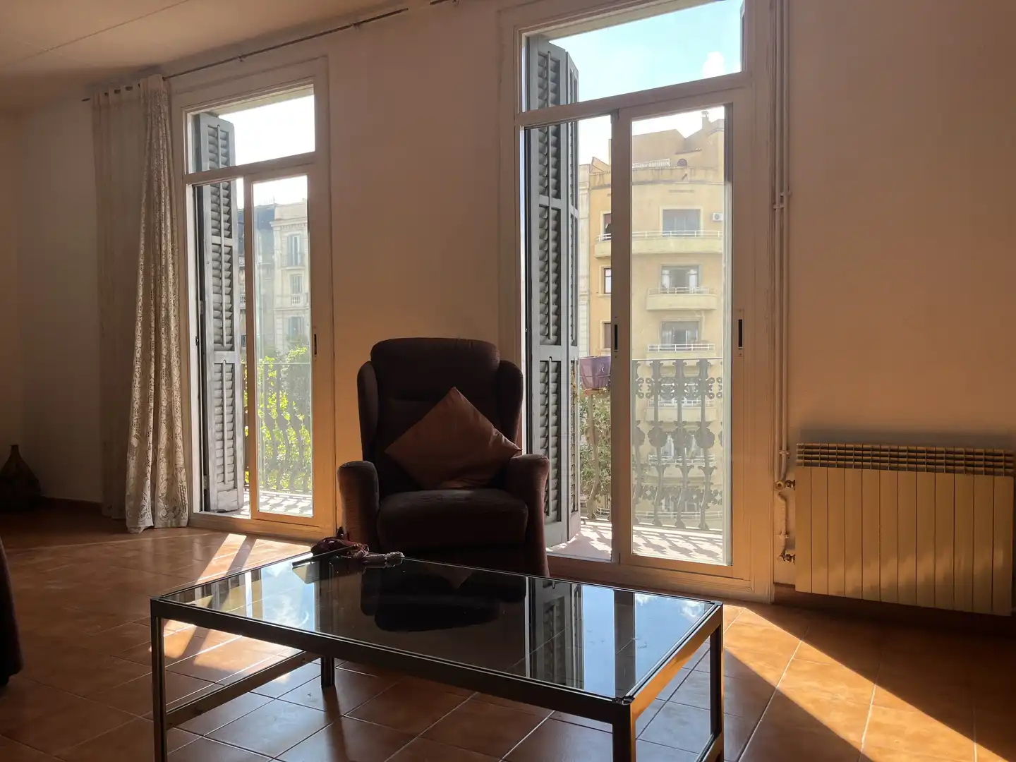Wohnzimmer von Wohnung zum Verkauf in  Barcelona Capital mit Balkon