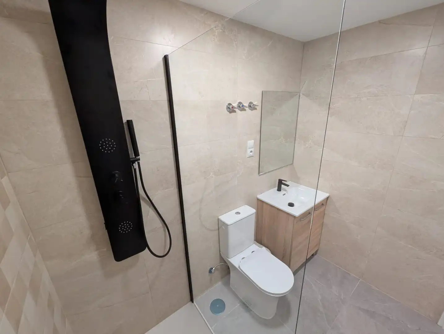 Badezimmer von Wohnung zum Verkauf in Torremolinos