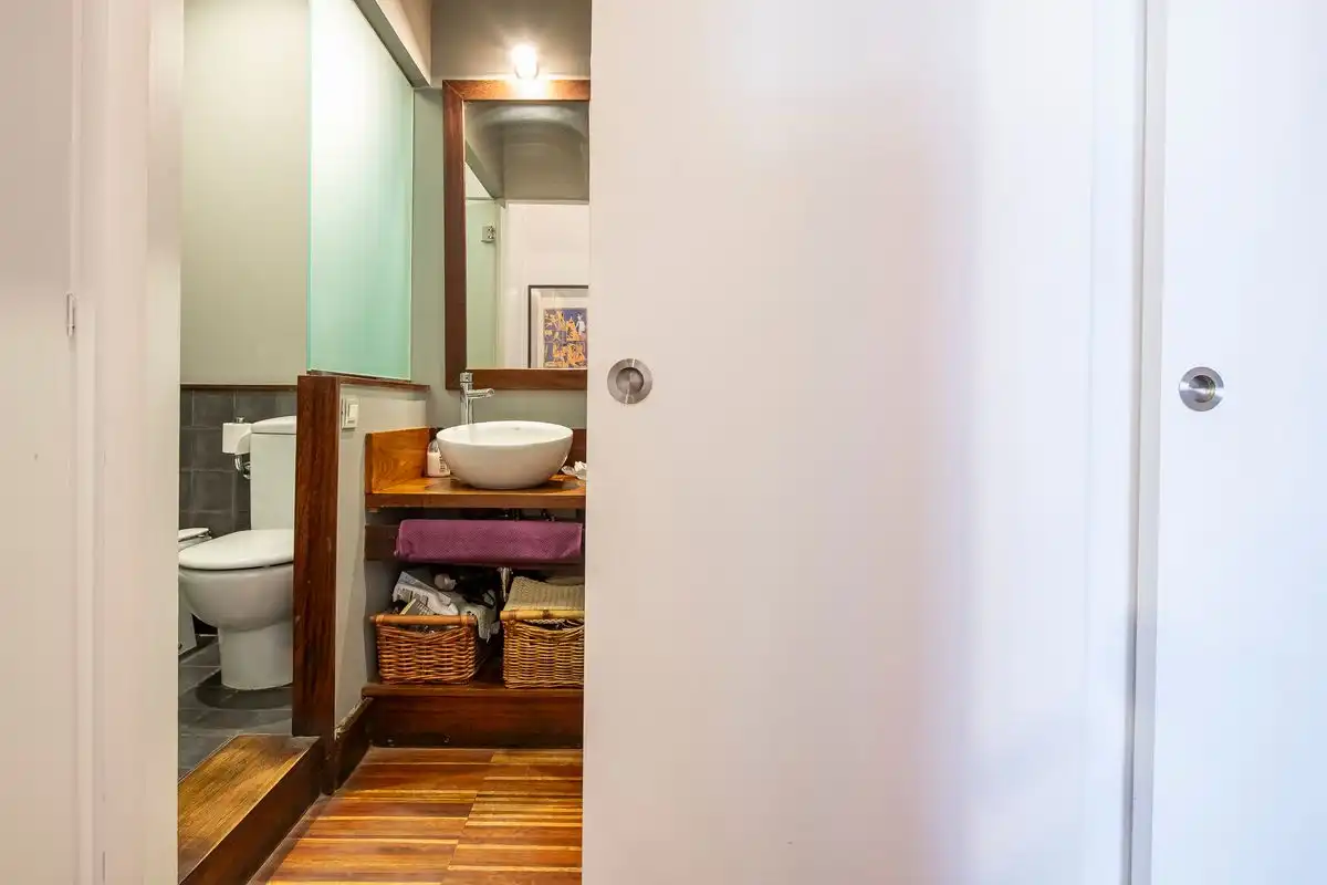 Badezimmer von Loft zum Verkauf in Madrid mit Heizung, Privatgarten und Möbliert