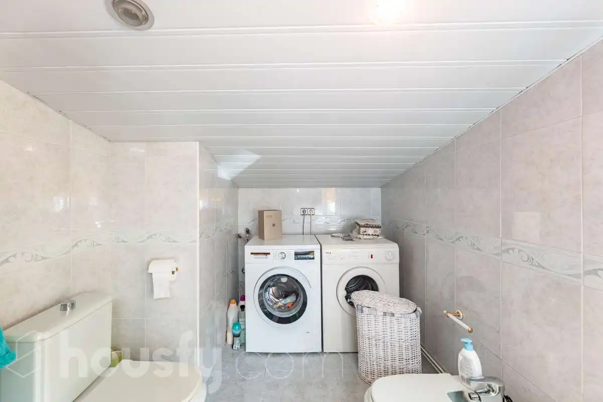 Casa amb piscina en venda a Calle Ricard Opisso ., imagen 41