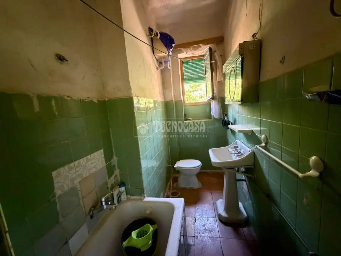 Baño de Piso en venta en Linares con Balcón
