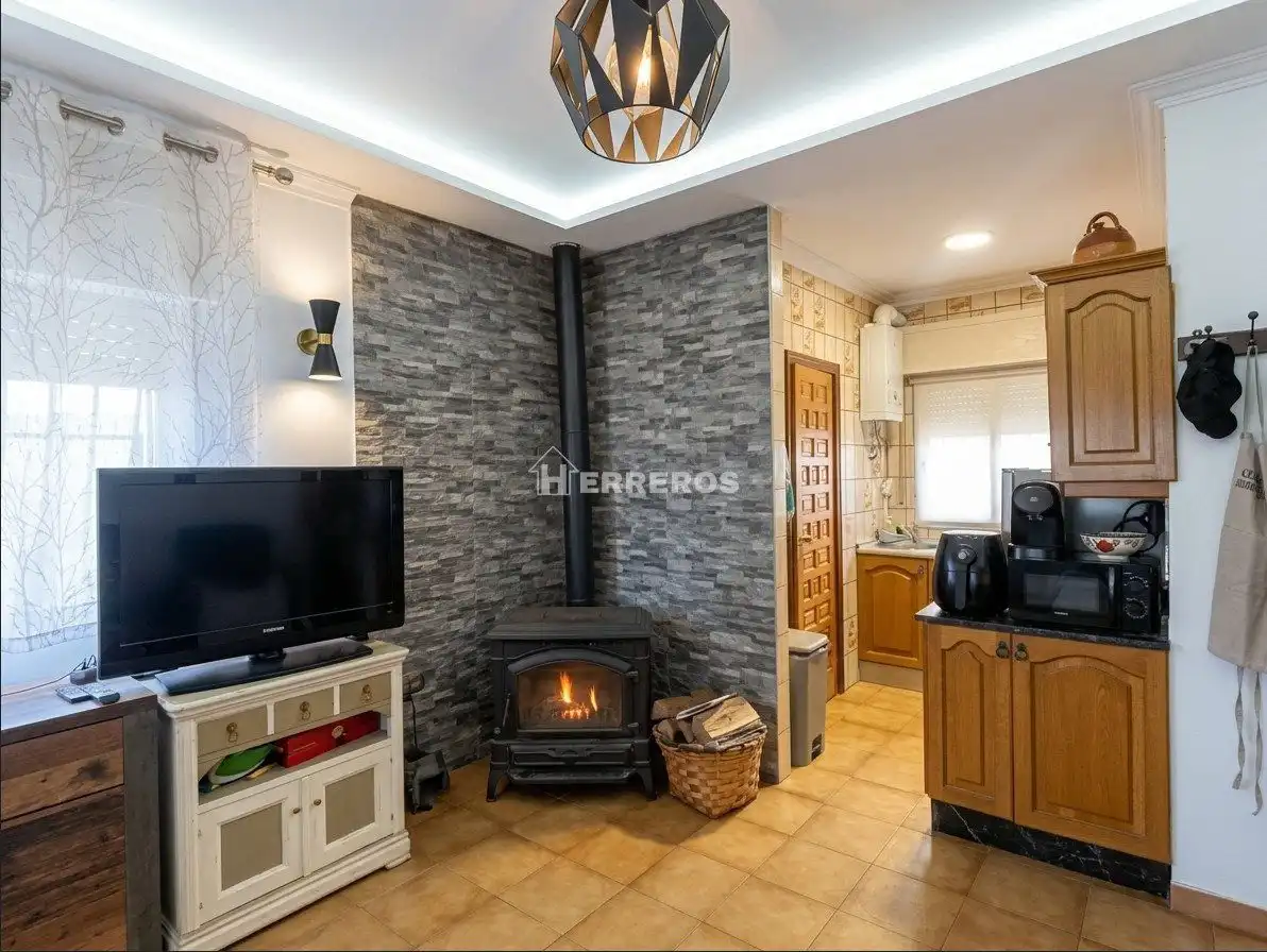 Living room of Houses for sale in Entrena, La Rioja