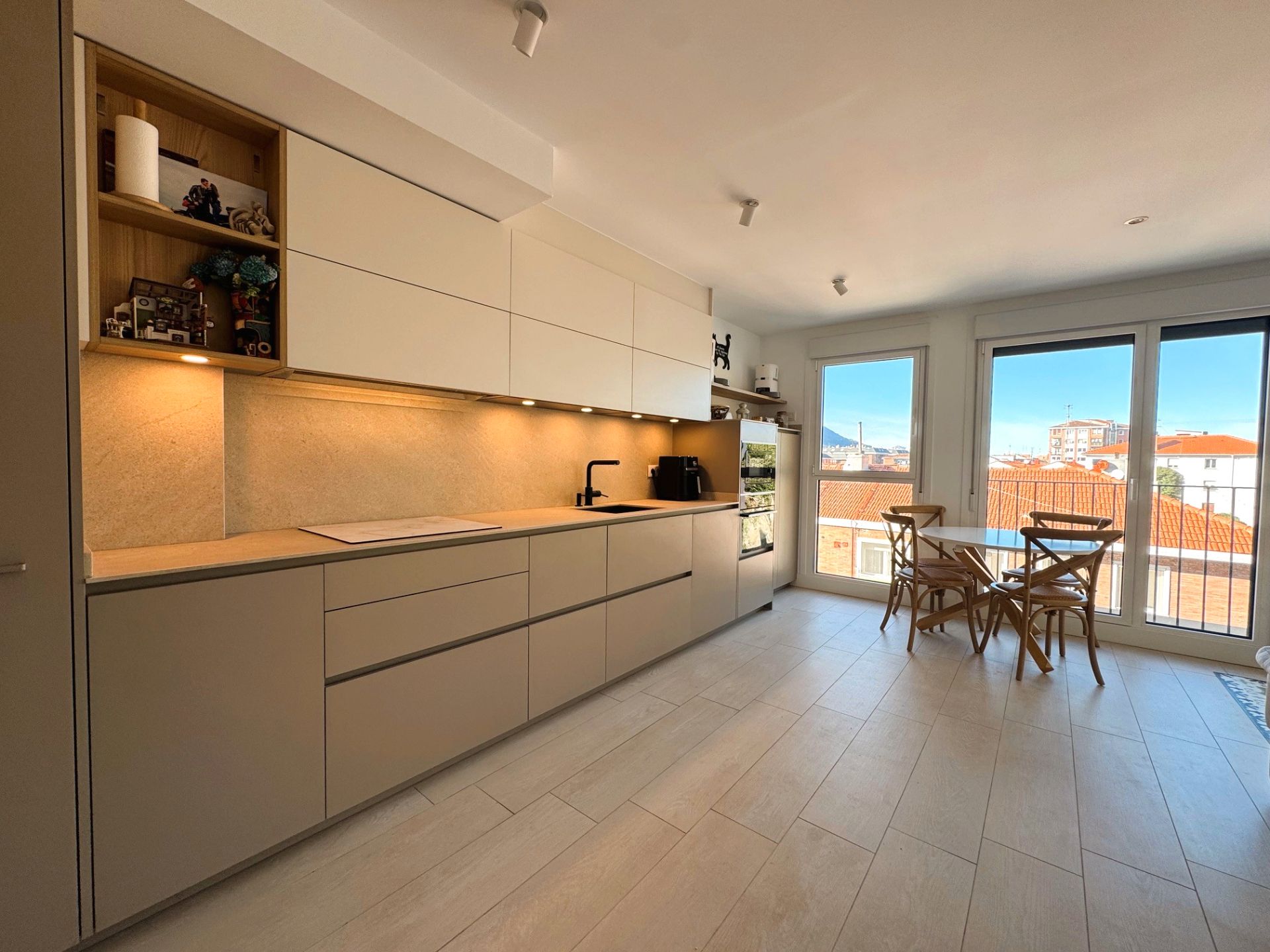 Cuina de Pis en venda en Leioa amb Aire condicionat, Calefacció i Jardí privat