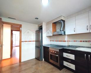 Kitchen of Apartment for sale in Sax