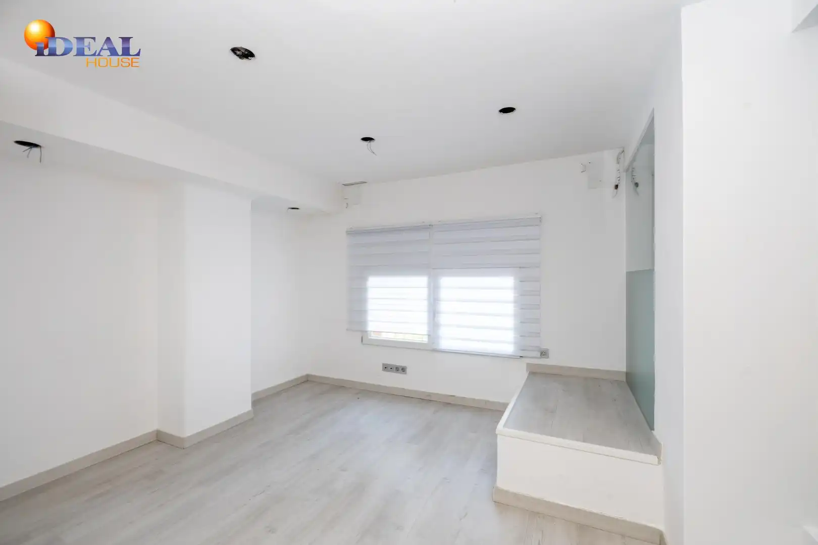Local comercial en venta en Genil, imagen 31