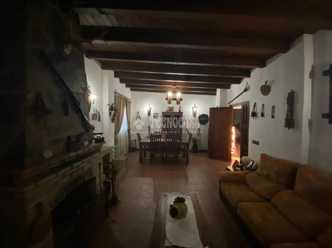 Menjador de Finca rústica en venda en El Puerto de Santa María amb Traster i Moblat