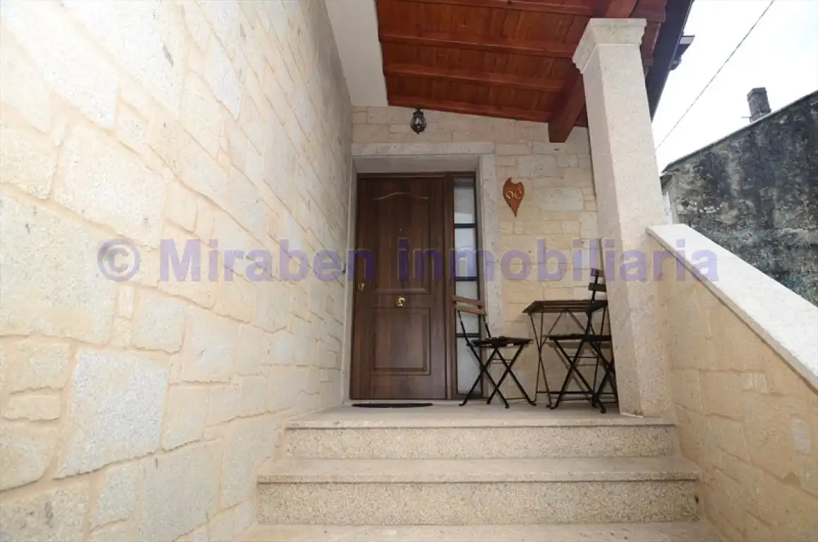 Terraza de Piso de alquiler en Boiro con Calefacción, Terraza y Amueblado