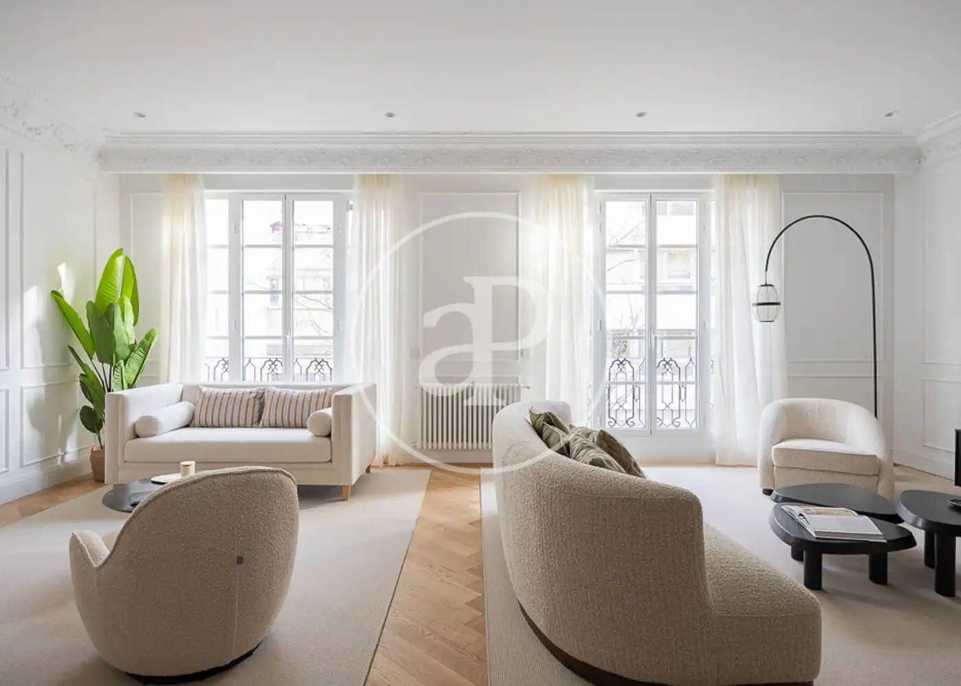 Living room of Flat for sale in Madrid  with Air Conditioner, Heating and Furnished