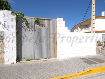 Residential land for sale in Canillas de Aceituno