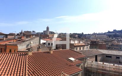 Exterior view of Flat for sale in Girona Capital