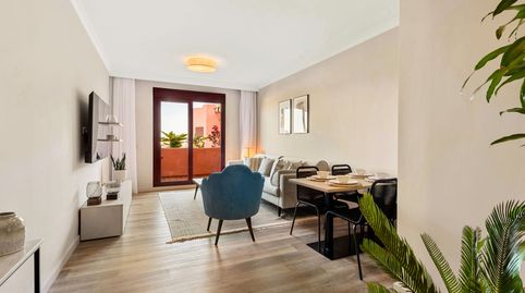 Foto 2 de Piso en venta en El Paraíso, Málaga