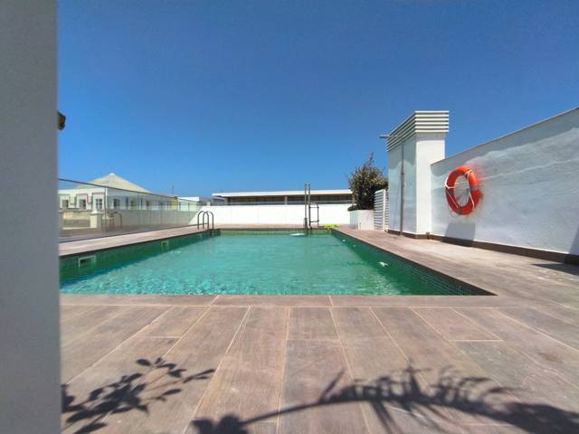 Dúplex en Alquiler en Calle Enrique de las Marinas, 49 en Alameda - Mentidero - Teatro Falla