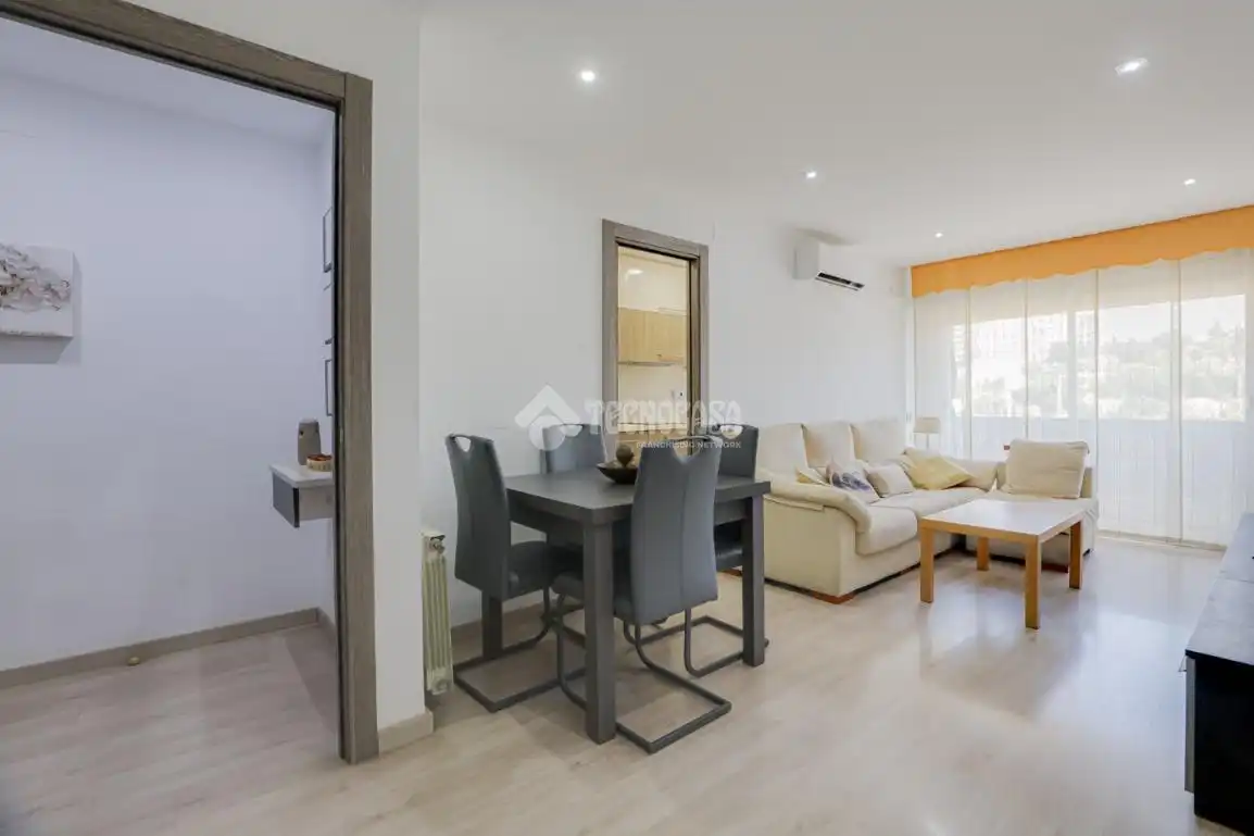 Sala de estar de Piso en venta en Granollers con Aire acondicionado, Calefacción y Parquet