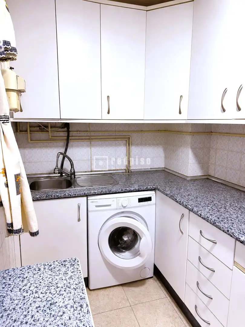 Cocina de Piso en venta en Parla con Calefacción, Terraza y Trastero