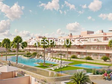 Penthouse with balcony for sale in Pueblo Latino