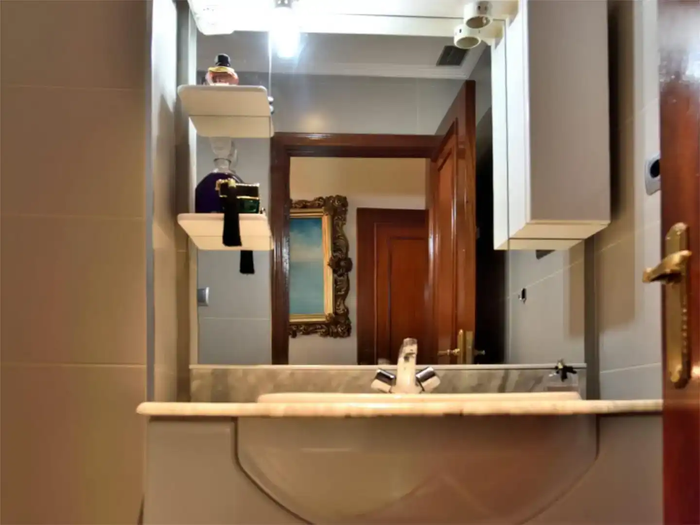 Bathroom of Flat for share in Ourense Capital 
