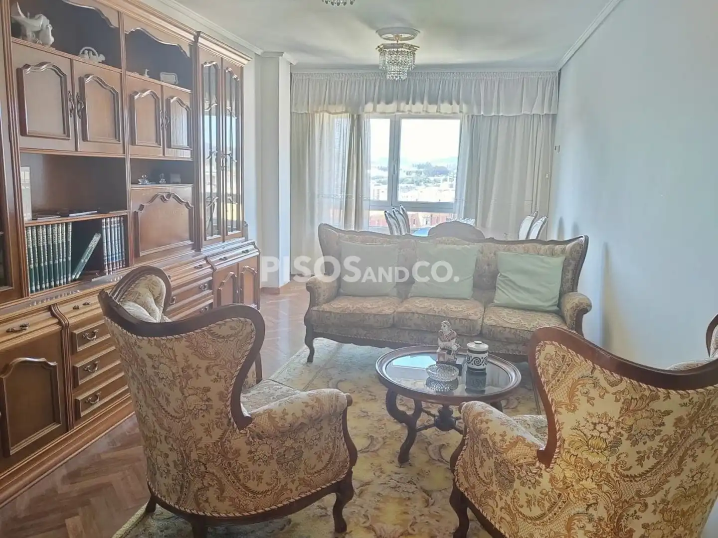 Sala de estar de Piso en venta en A Coruña Capital  con Calefacción, Trastero y Amueblado