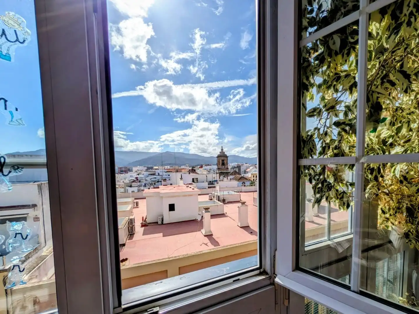 Außenansicht von Wohnung zum Verkauf in Algeciras