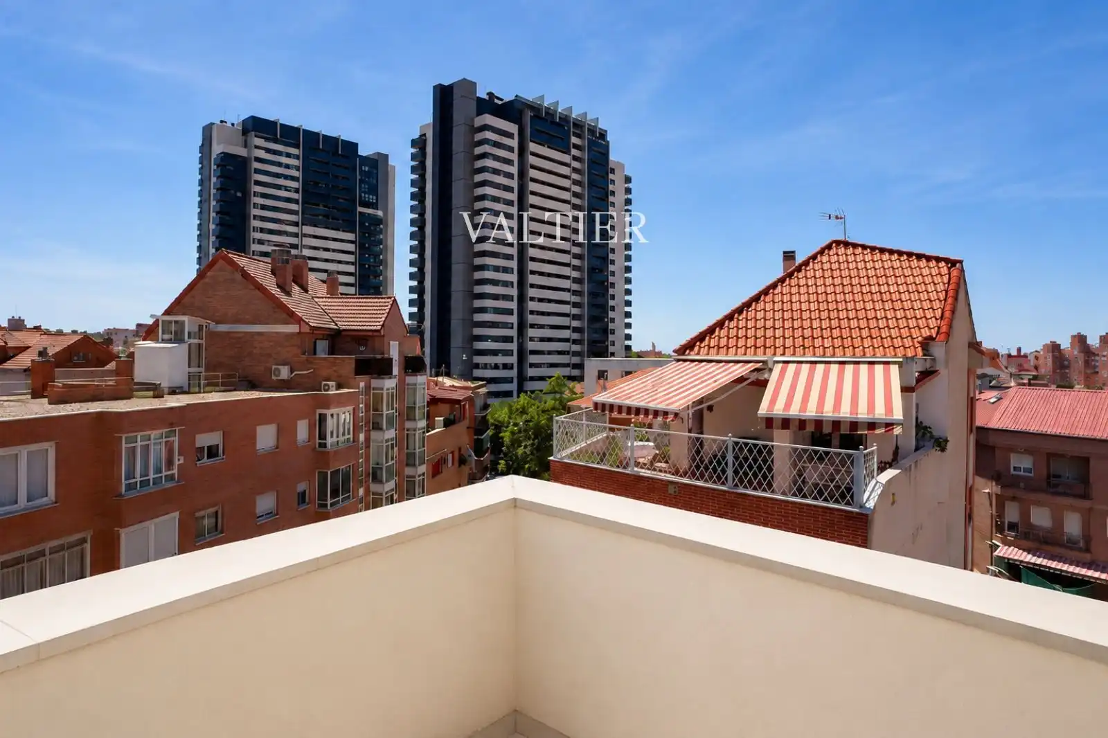 Terraza de Dúplex en venta en Madrid con Aire acondicionado, Calefacción y Terraza
