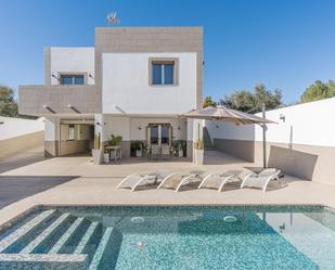 Swimming pool of House or chalet for sale in Atarfe  with Air Conditioner, Heating and Private garden