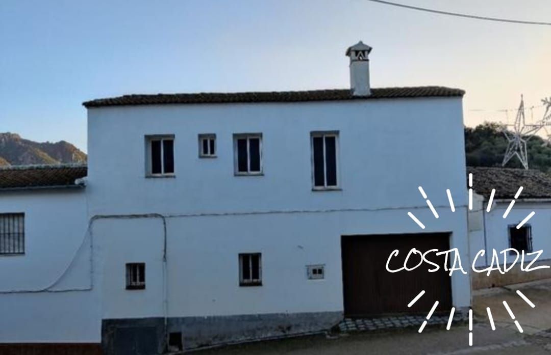 Vista exterior de Casa adosada en venta en Algodonales con Trastero y Amueblado