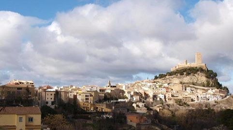 Foto 2 de Casa o xalet en venda a Carrer Bisbe, Onil, Alicante