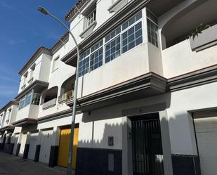 Vista exterior de Casa o xalet en venda en La Línea de la Concepción