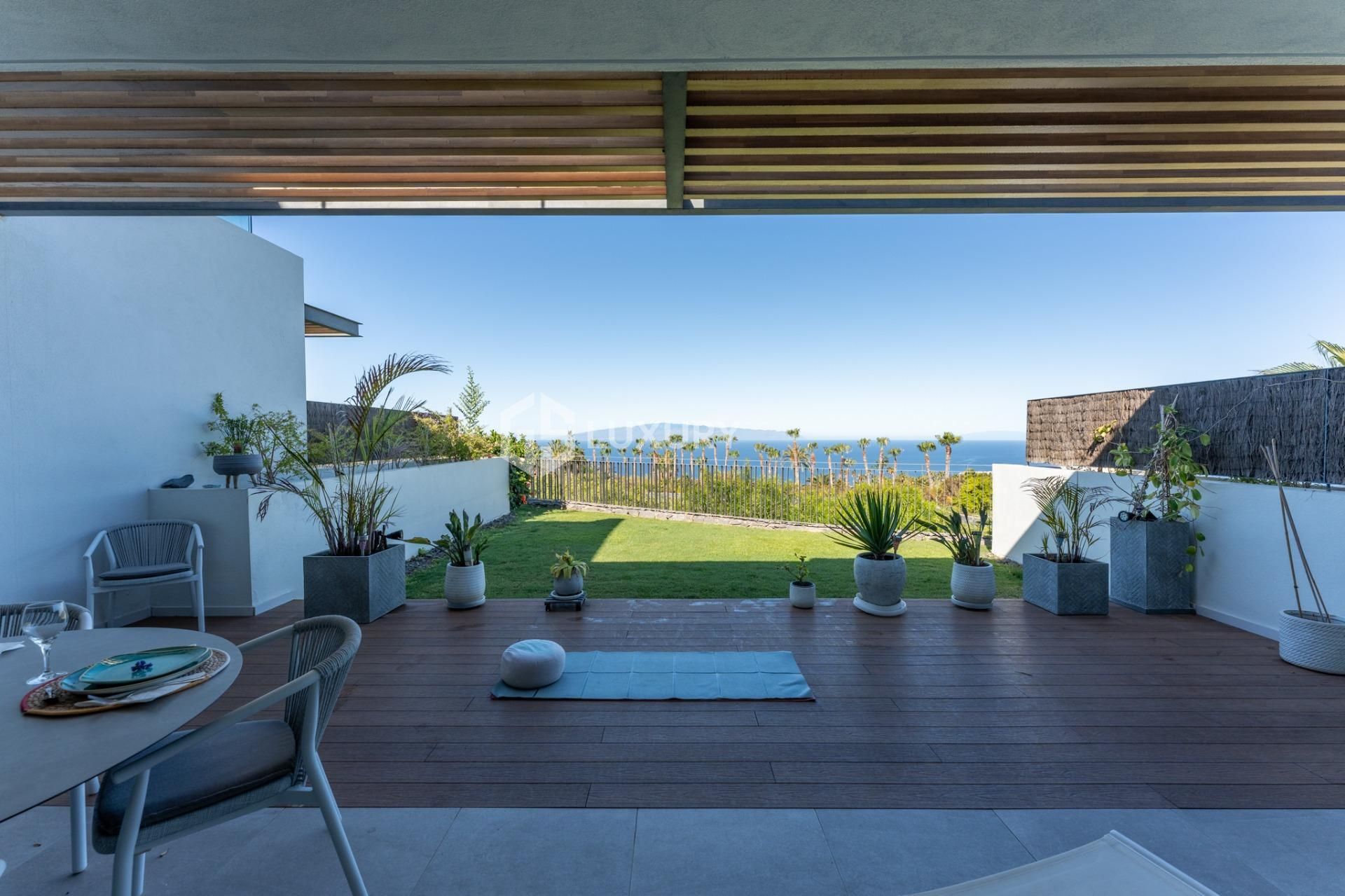 Terrace of Flat for sale in Guía de Isora  with Air Conditioner, Private garden and Terrace