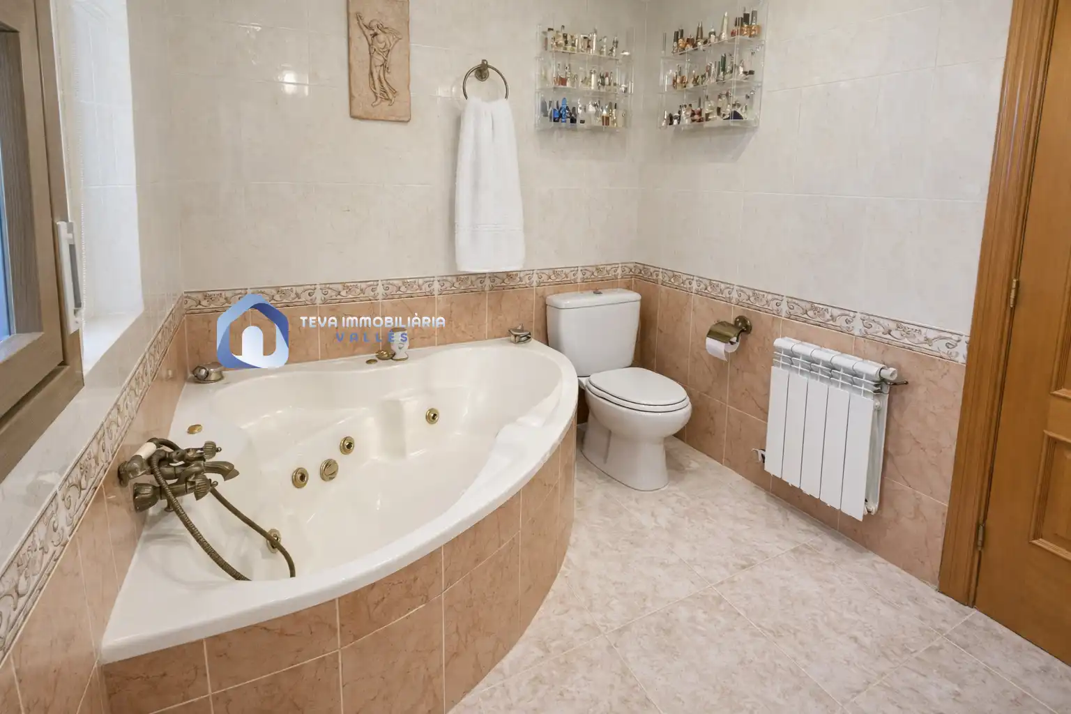 Baño de Casa o chalet en venta en Sant Fost de Campsentelles con Calefacción, Terraza y Trastero