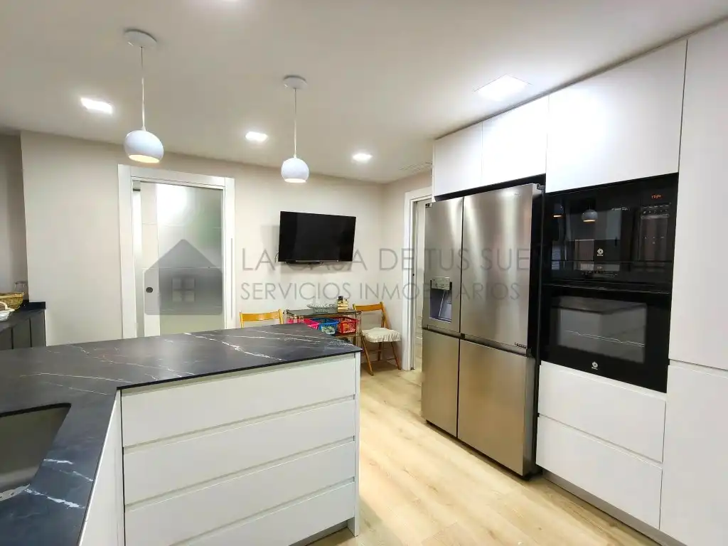 Flat for sale in Avenida Madrid De, Petrer