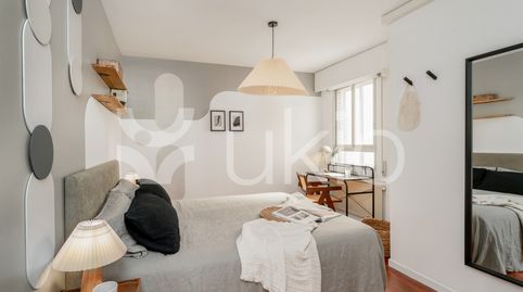 Foto 3 de Apartamento de alquiler en Calle de Rafael Calvo, Almagro, Madrid Capital
