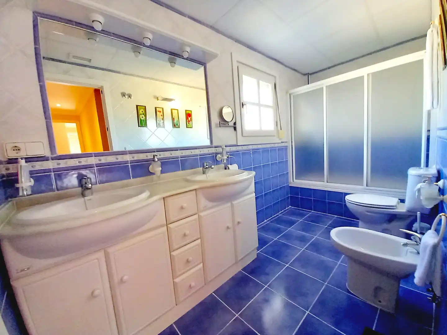 Bathroom of Houses for sale in L'Alfàs del Pi  with Air Conditioner, Private garden and Terrace