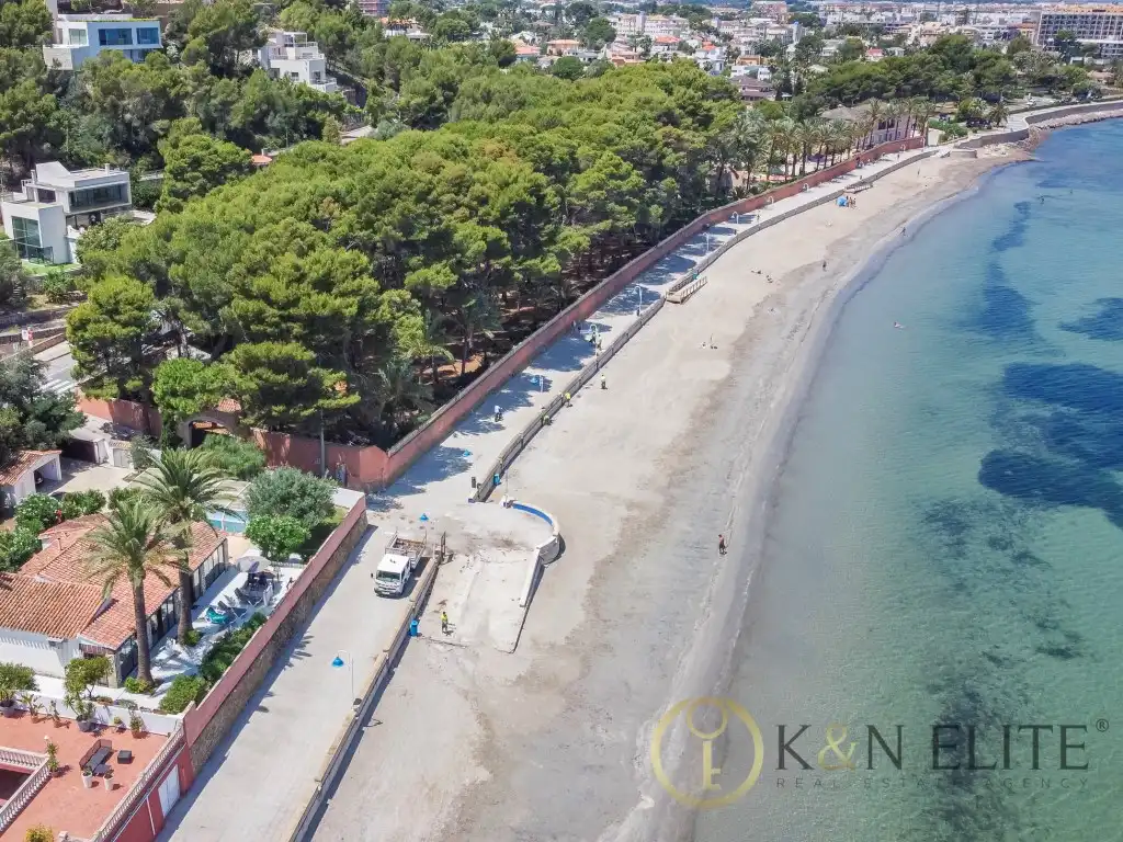 Houses for sale in Las Rotas / Les Rotes