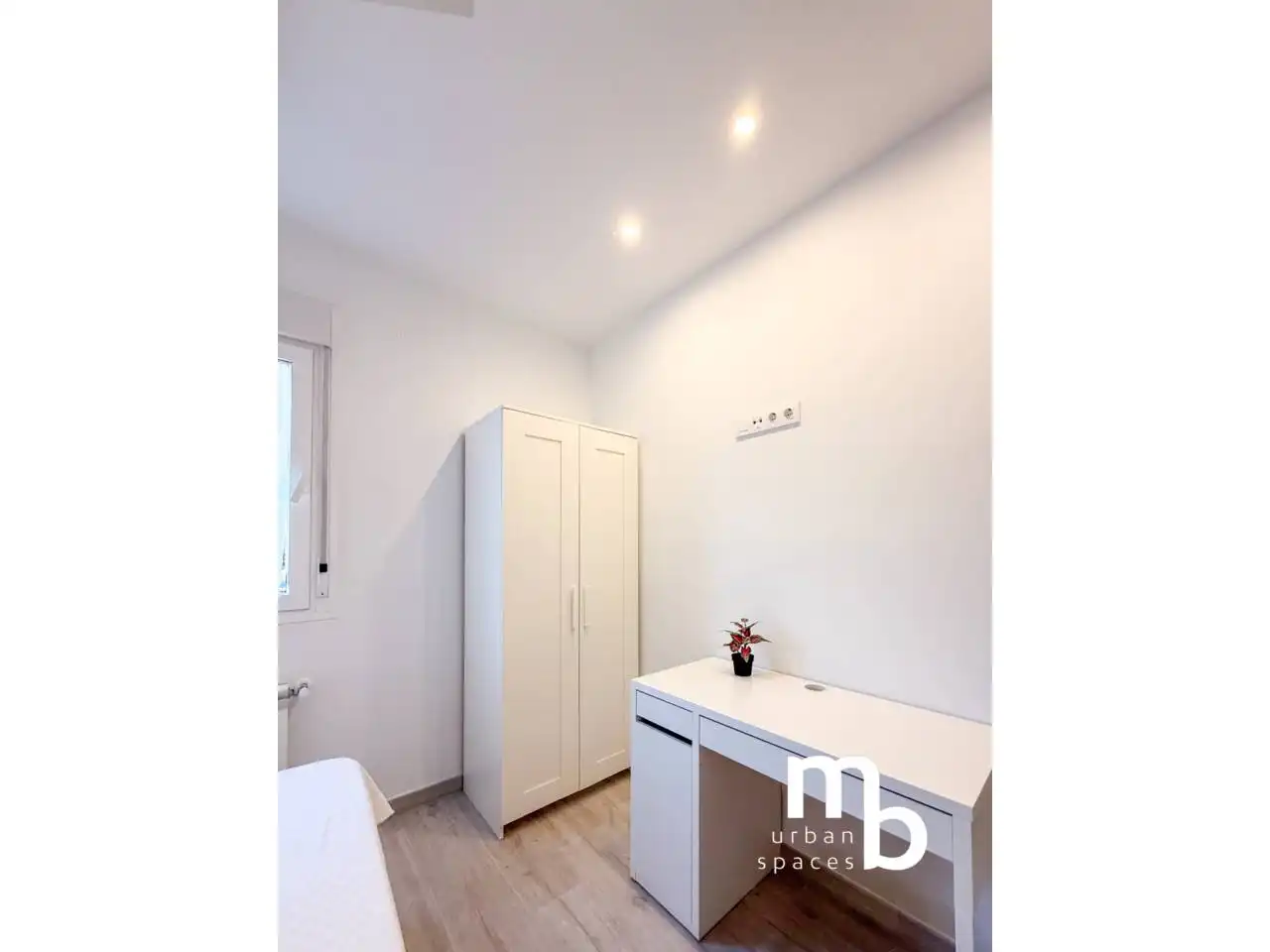Schlafzimmer von Wohnung zur Miete in Madrid mit Klimaanlage, Heizung und Möbliert
