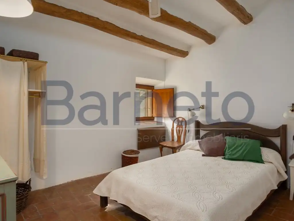 Schlafzimmer von Country house zum Verkauf in Foixà
