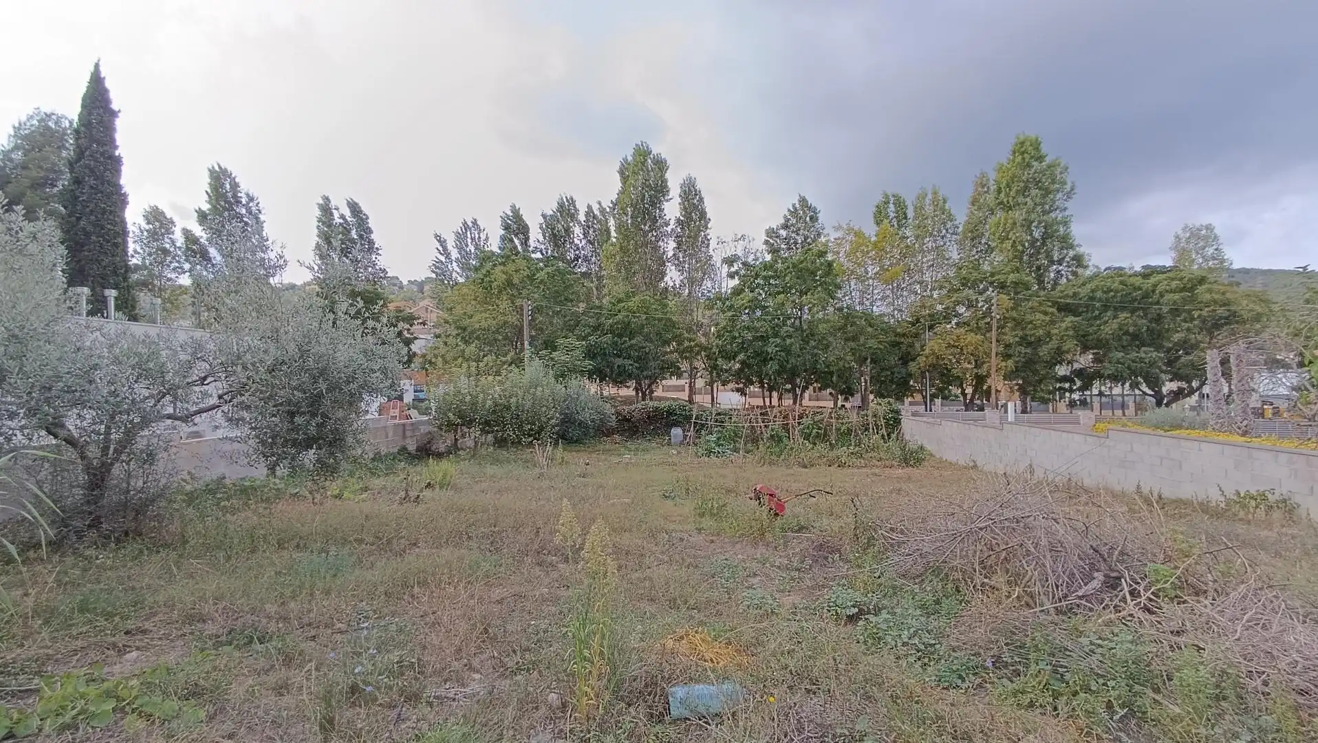 Terreno residencial en venta en Canyelles