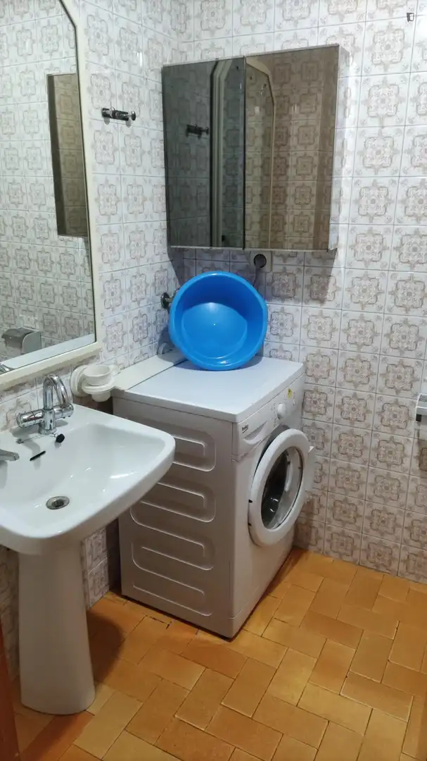 Bany de Casa o xalet per a compartir en Salamanca amb Calefacció, Moblat i Forn
