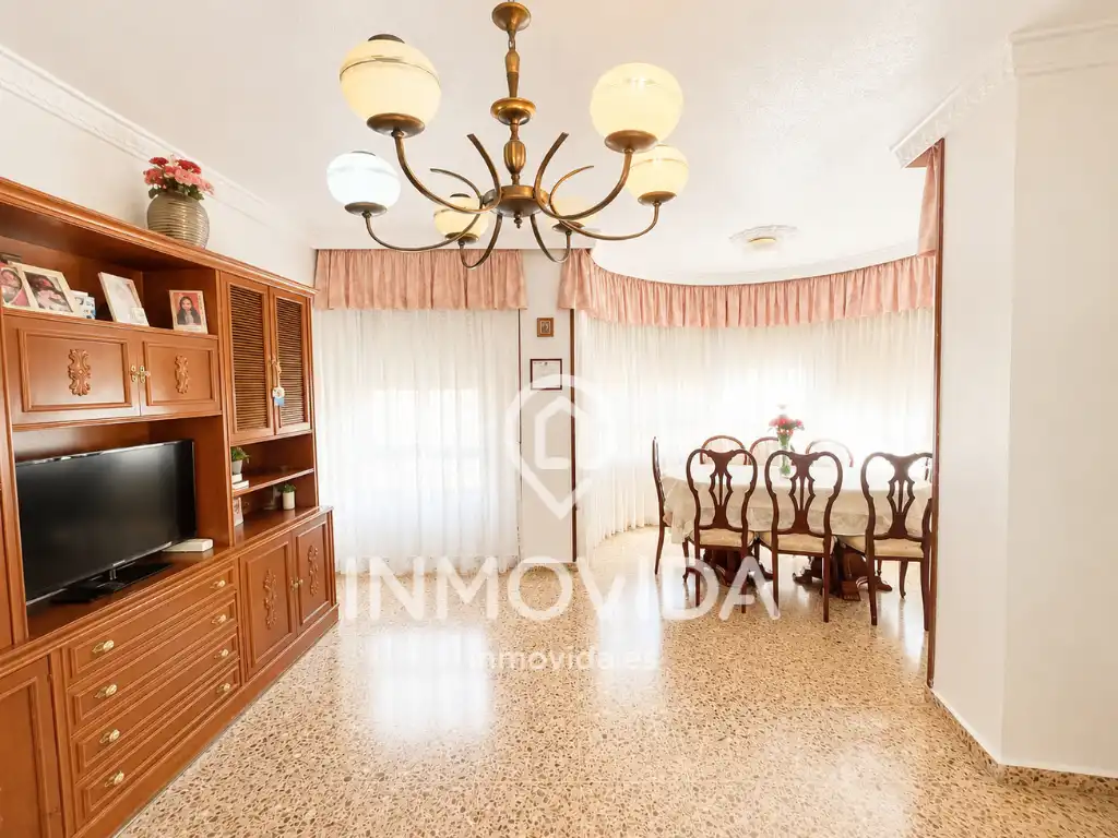 Sala de estar de Piso en venta en Xàtiva con Trastero, Amueblado y Balcón