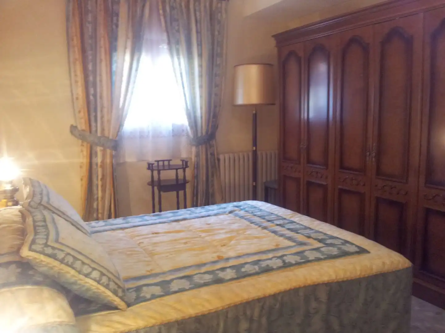 Dormitori de Casa o xalet en venda en Santa María de Huerta amb Calefacció, Moblat i Forn