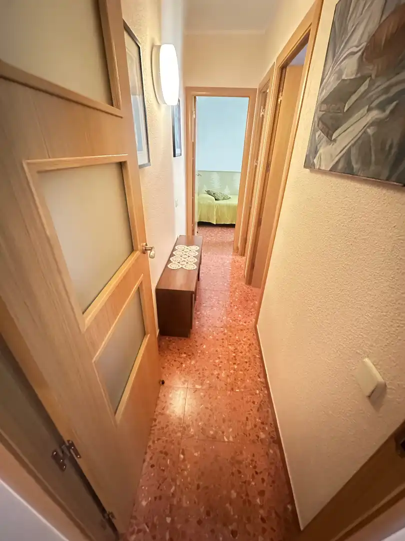 Piso en venta en Santa Coloma de Gramenet con Calefacción, Amueblado y Horno