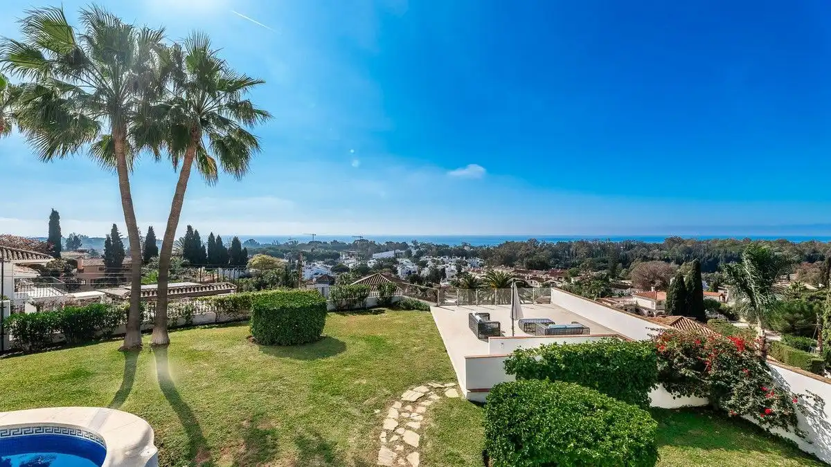 Casa o xalet de lloguer a Elviria
